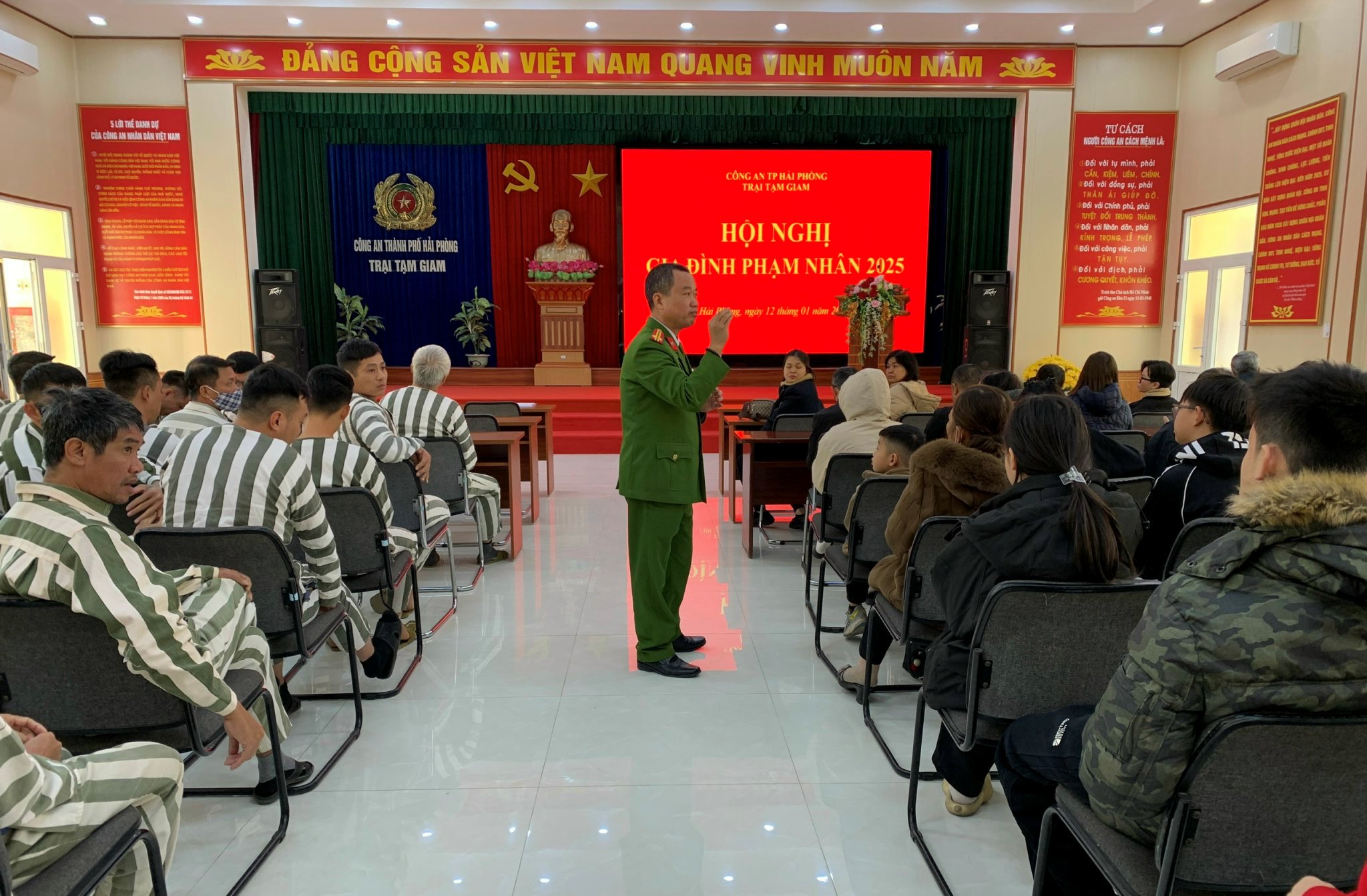 Trại tạm giam - CATP: Tổ chức Hội nghị gia đình phạm nhân năm 2024
